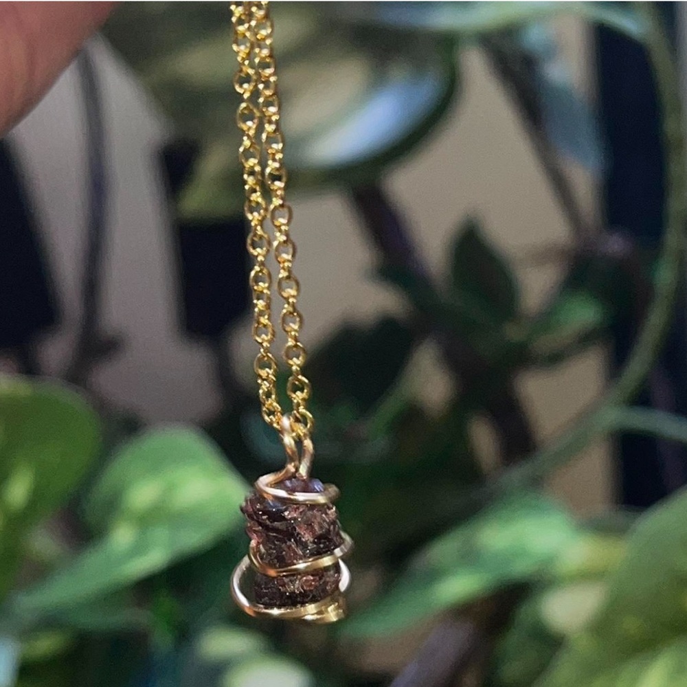 Dainty garnet crystal necklace